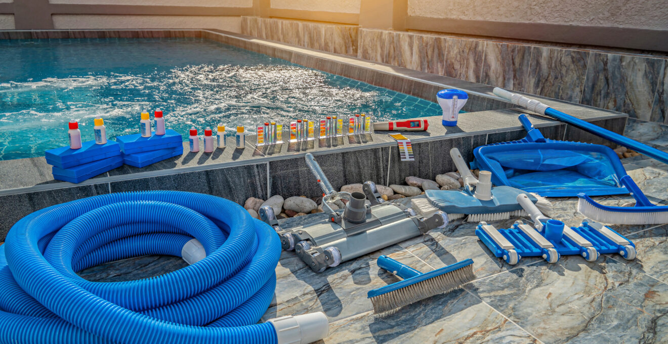 materiel-de-piscine-scaled