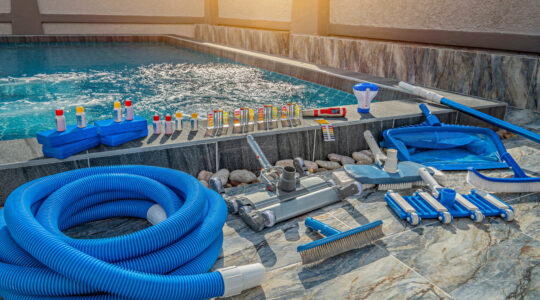 materiel-de-piscine-scaled